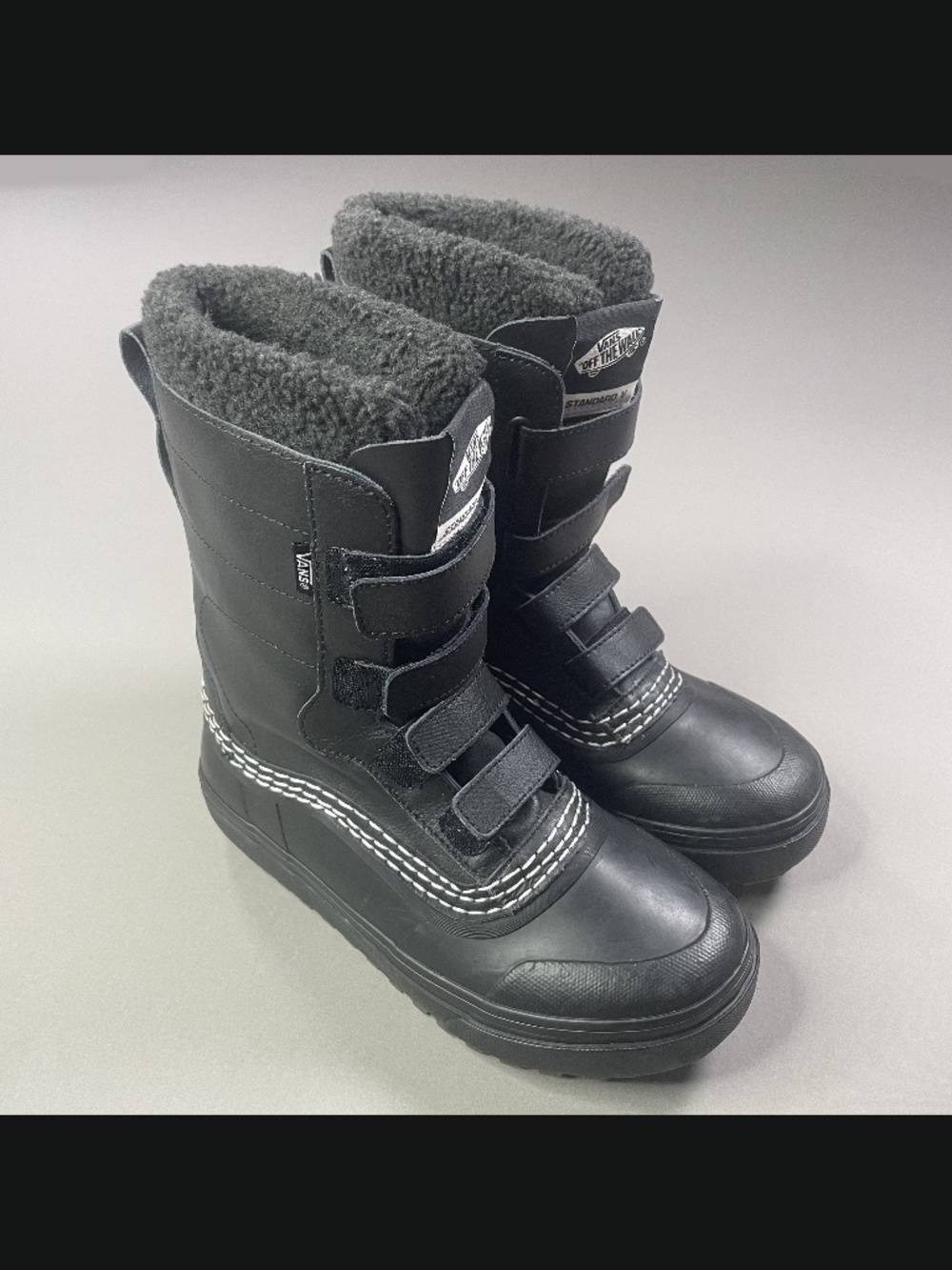 NEW Vans Shoes Mens 6.5 black standard v mte snow boots outdoor winter sports - Picture 1 of 11